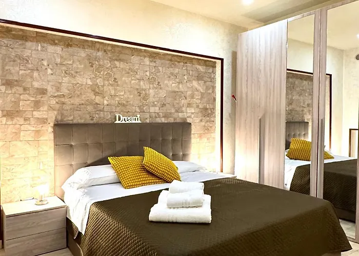 Apartment Under Dante Bari