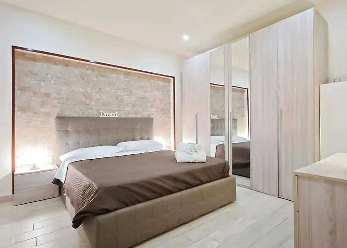 Apartment Under Dante Bari